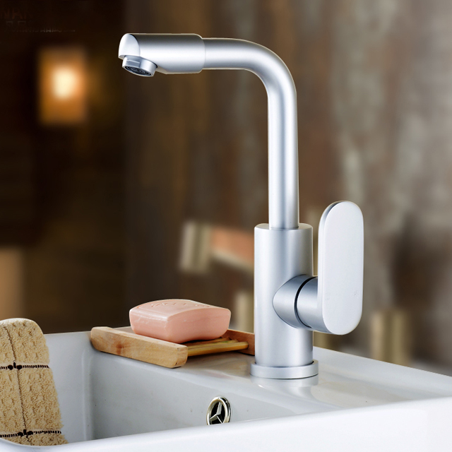 面盆冷热水龙头