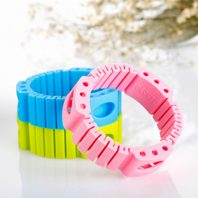 风语飞碟驱蚊手环