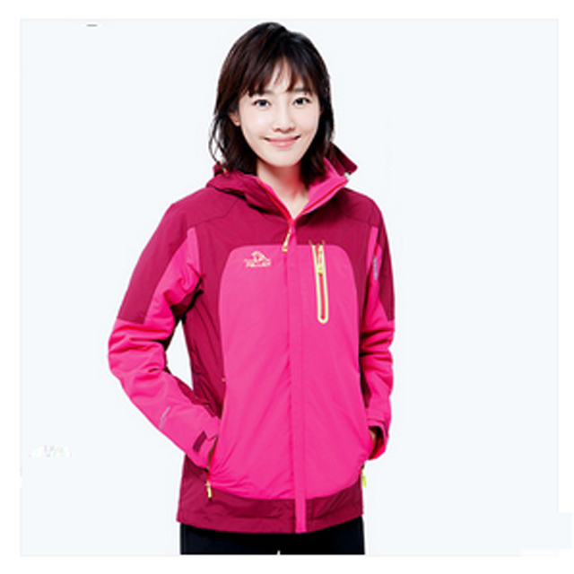 法国PELLIOT户外冲锋衣