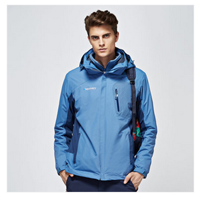 防风保暖冲锋衣