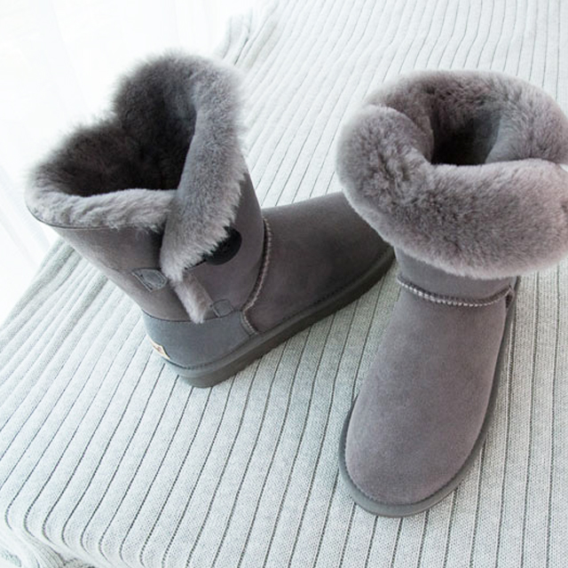 平底真皮雪地靴