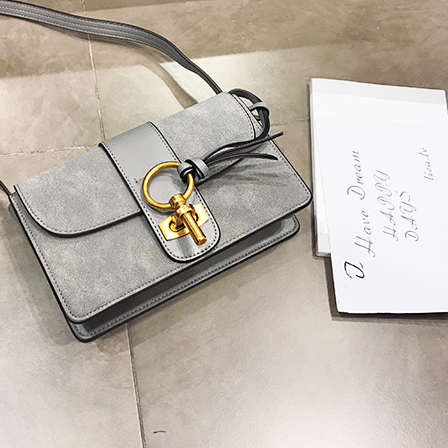 秋冬简约磨砂皮包包