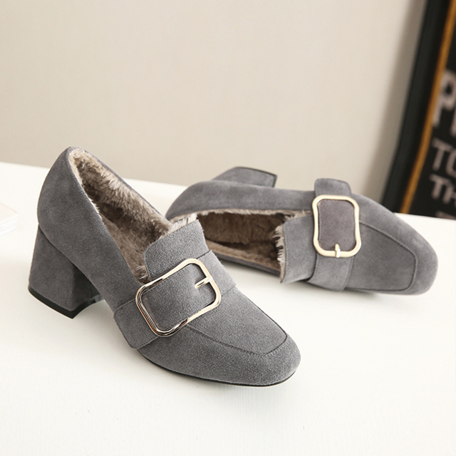 真皮加绒方扣粗跟单鞋