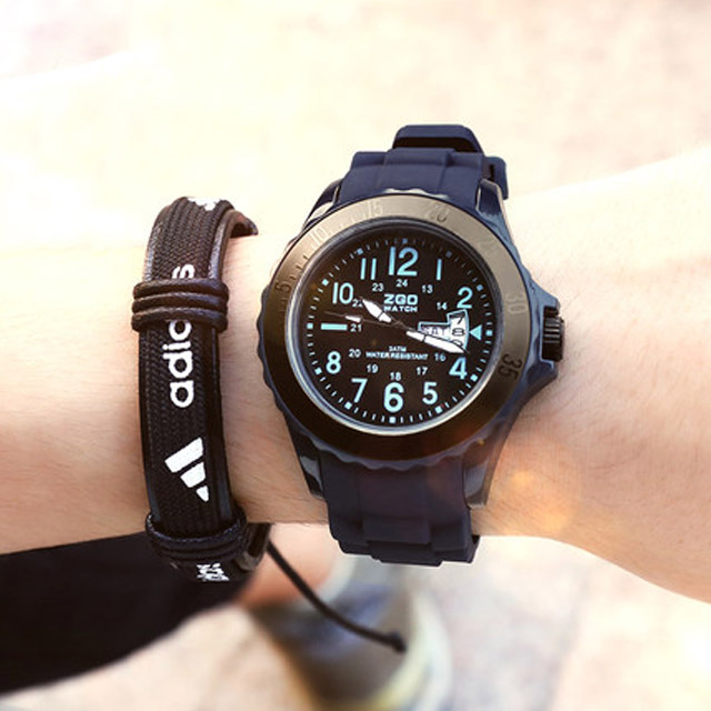 青少年运动手表