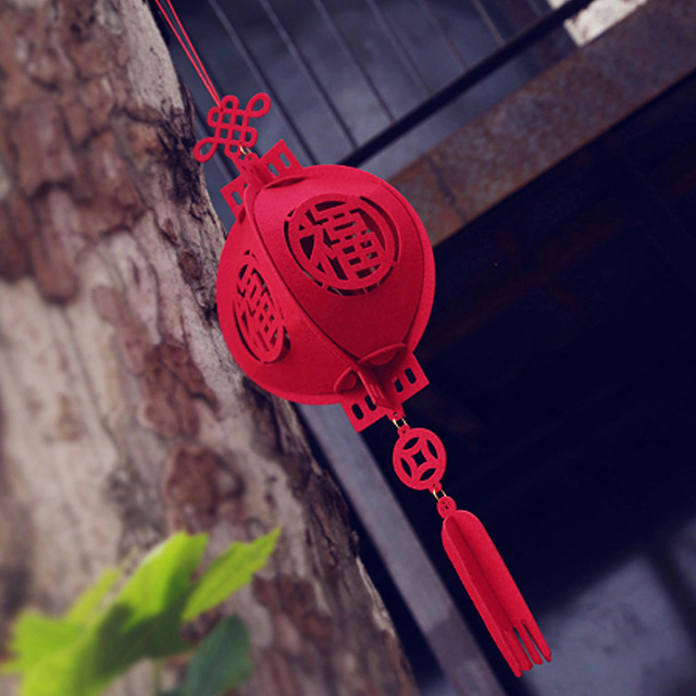 特色手工红灯笼挂饰