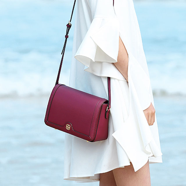 牛皮斜挎单肩小方包