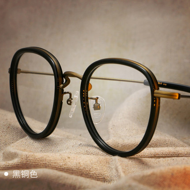 青年复古眼镜框