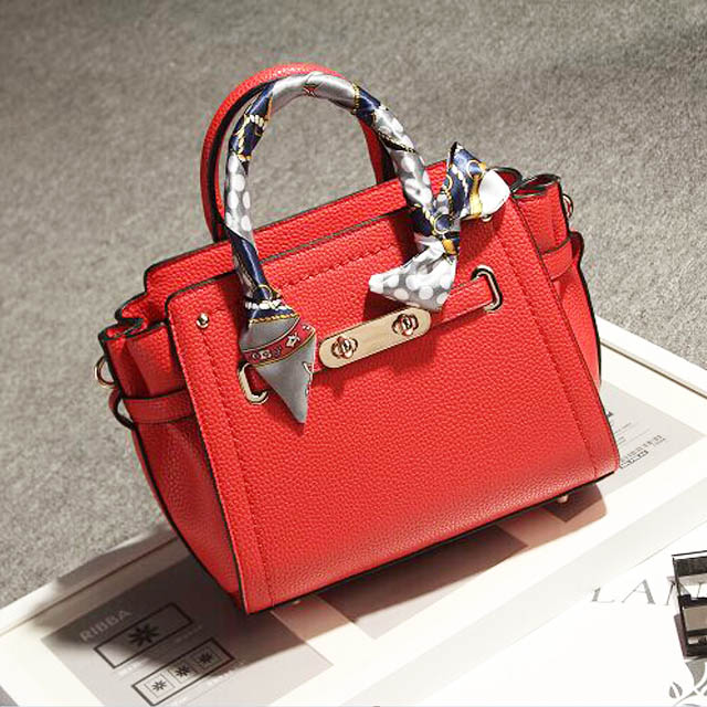 大牌时尚丝巾手提包