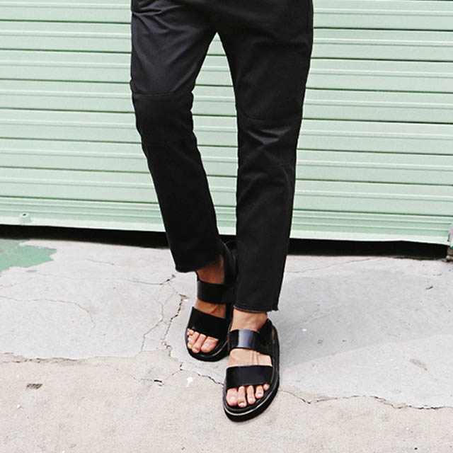 青年厚底松糕凉鞋