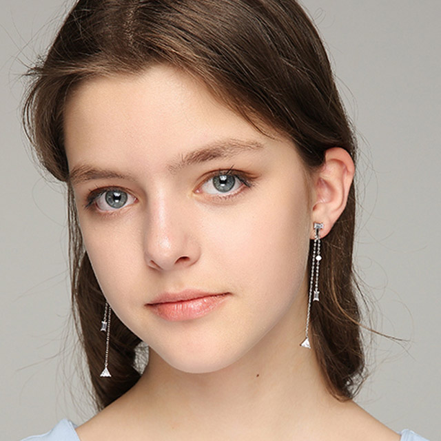 简洁清新小流苏耳环