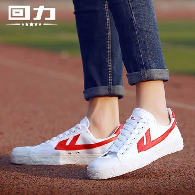 回力情侣帆布鞋