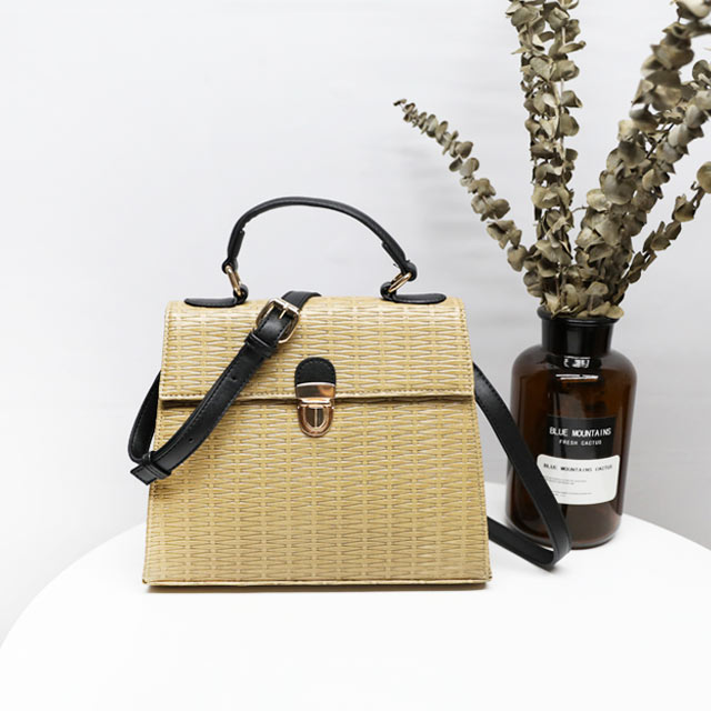 时尚竹签纹手提包