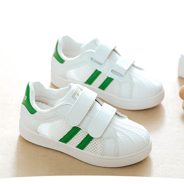 儿童贝壳头运动鞋