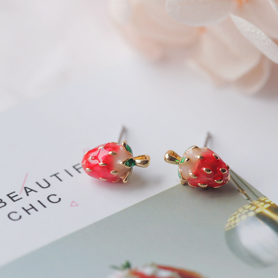 新款韩版甜美小草莓耳钉
