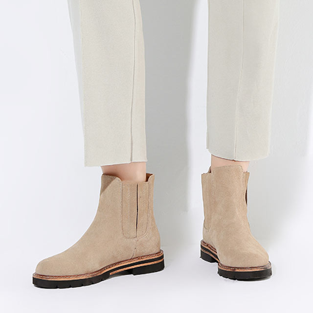 秋季粗跟马丁靴