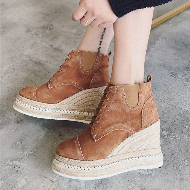 韩版坡跟短靴女