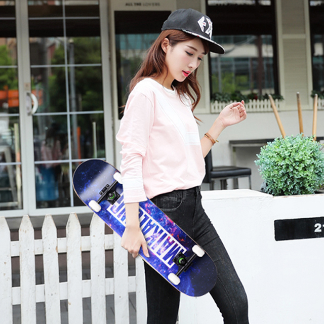 迈卡龙专业四轮滑板