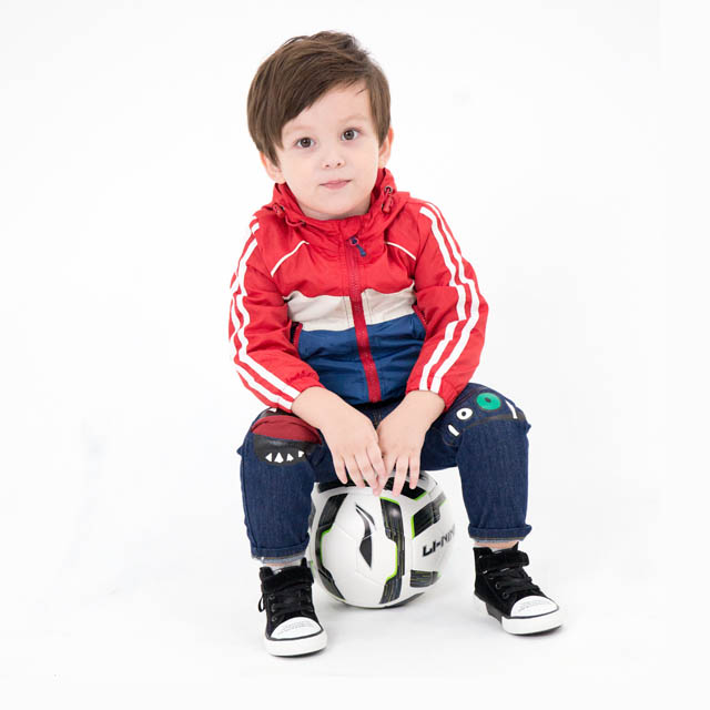 男童冲锋衣保暖外套3岁