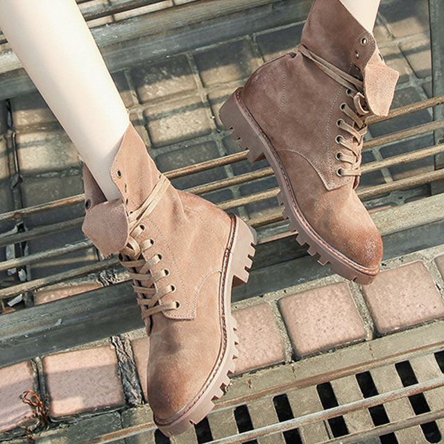 秋季真皮马丁靴女