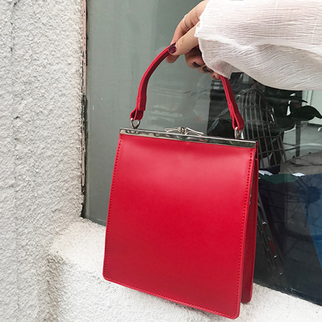 简约鳄鱼纹手提女包