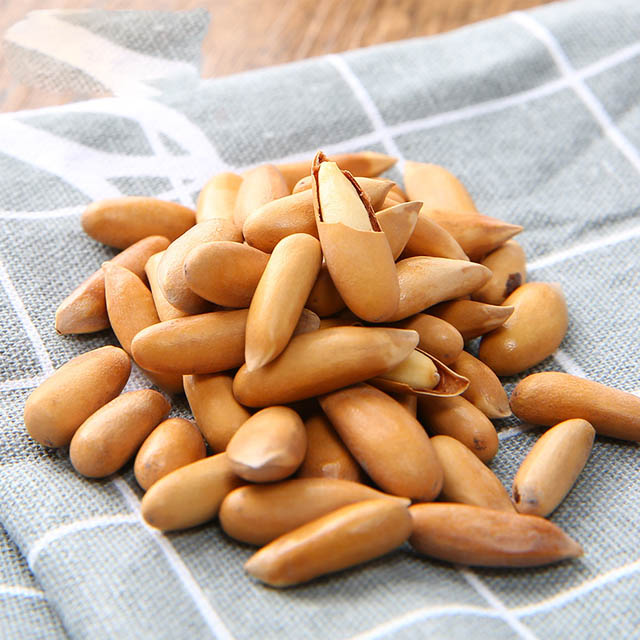 良品铺子手剥松子