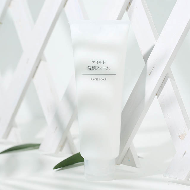 Muji无印良品舒柔洗面奶