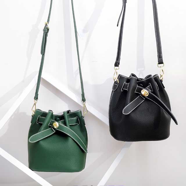 新款潮韩版百搭斜挎水桶包