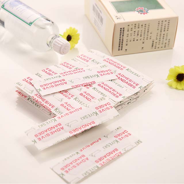 100片盒装无纺布创口贴