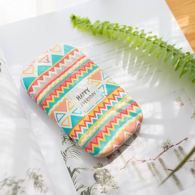 可爱超薄移动电源10000毫安