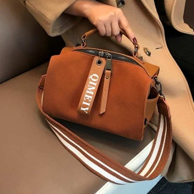 百搭斜挎复古枕头包