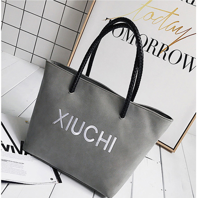 新款简约大容量单肩包