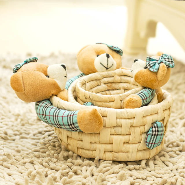 居家草编娃娃收纳框