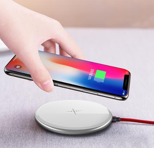 iphone无线充电器快充底座
