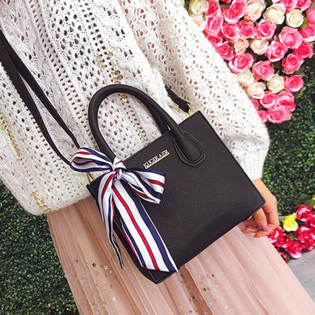 百搭斜挎小方包