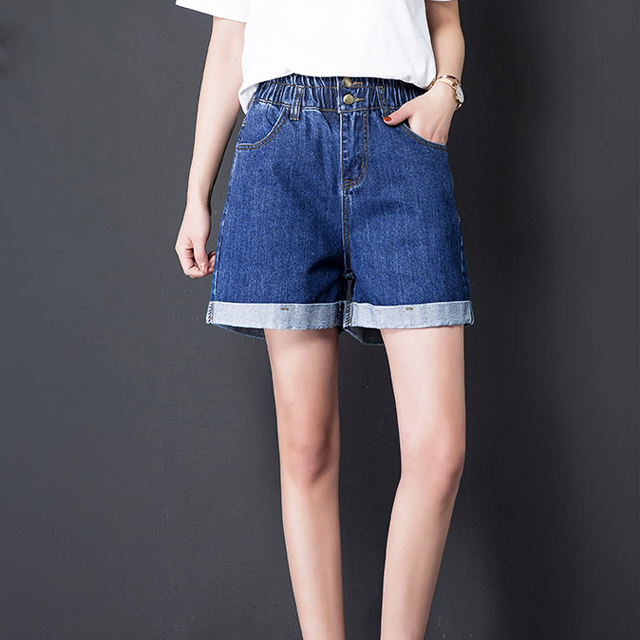 百搭高腰a字牛仔短裤