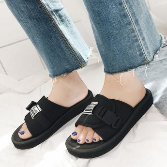 时尚外穿防滑凉拖鞋