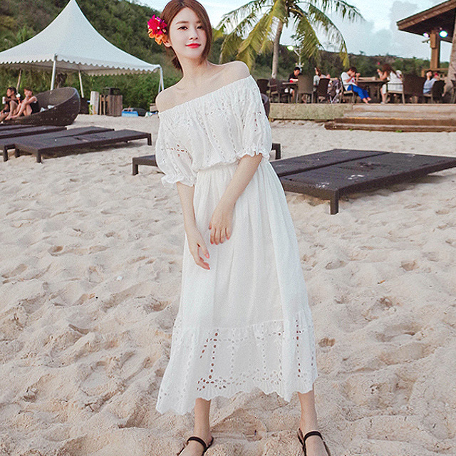 海边度假一字肩连衣裙