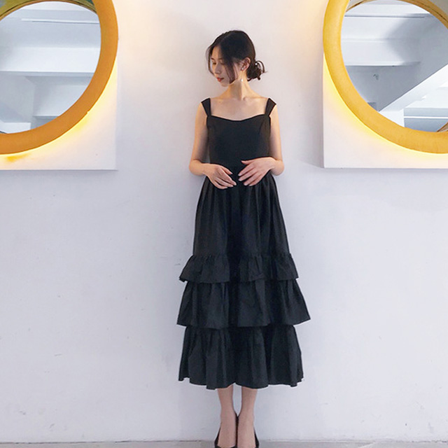 肖夫人黑色蛋糕连衣裙