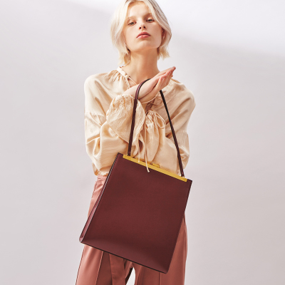 新款大容量单肩包