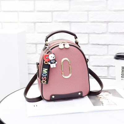 简约百搭个性背包