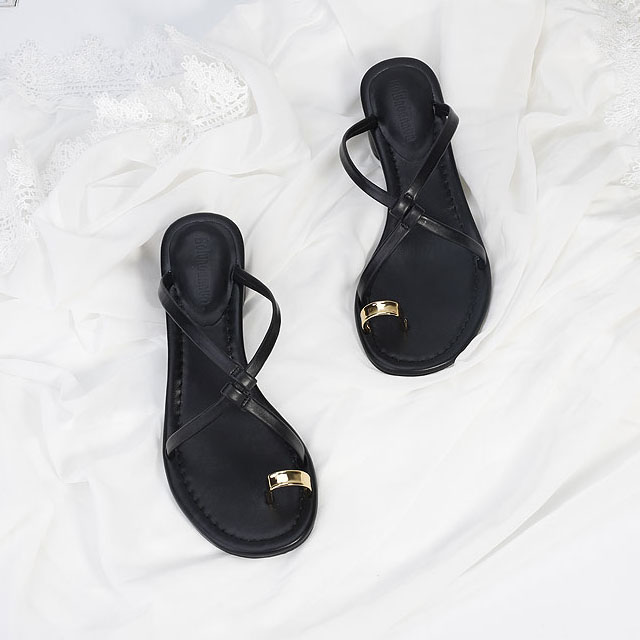 韩系ins街拍细带粗跟凉鞋