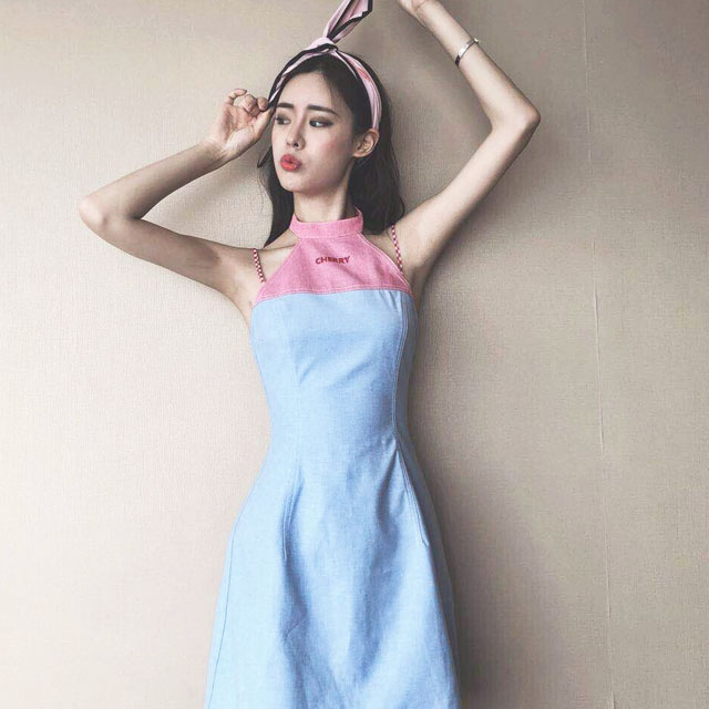 ins超火温柔无袖连衣裙