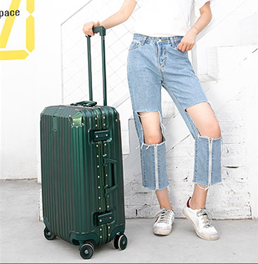 万向轮铝框旅行箱
