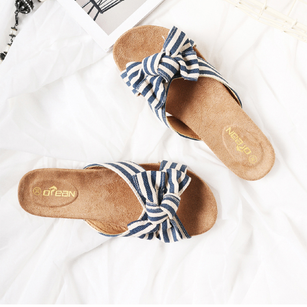 沙滩度假软木凉拖鞋