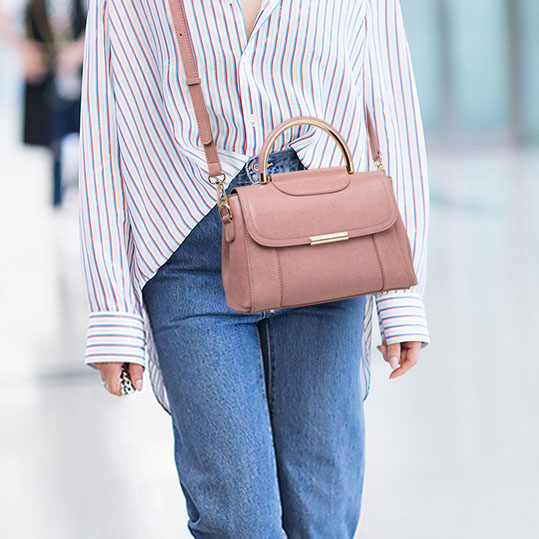 韩版单肩真皮斜挎包