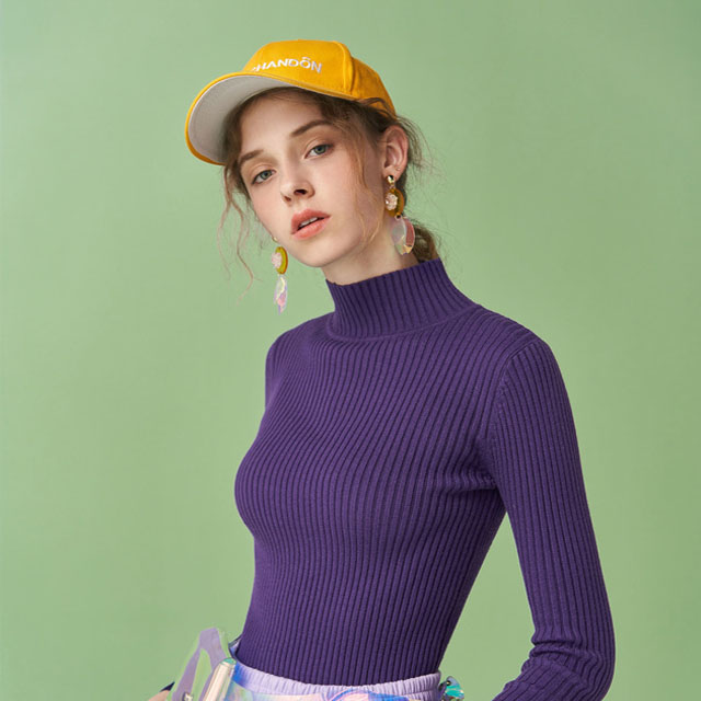 高领修身显瘦打底针织衫