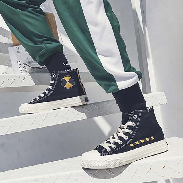 男士港风帆布鞋