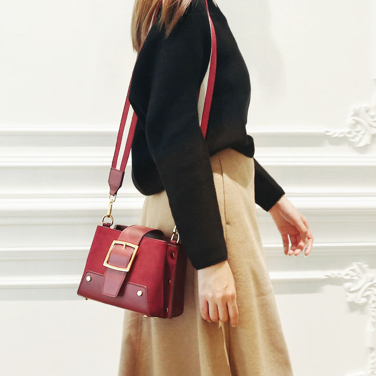 韩版复古港风斜挎包