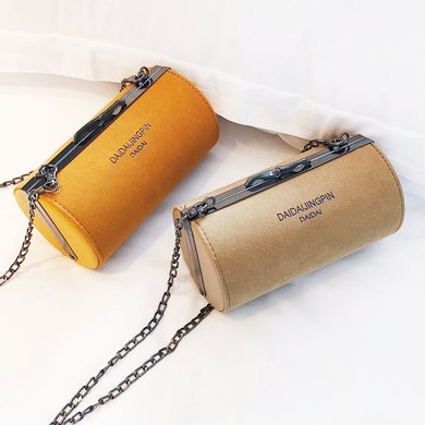 chic链条磨砂皮小圆包