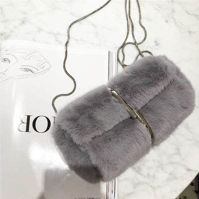 韩版百搭毛绒手拿包